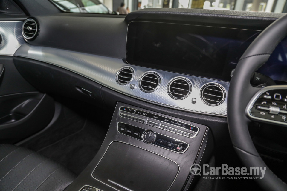 Mercedes-Benz E-Class W213 (2016) Interior