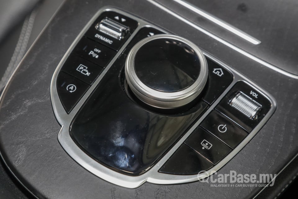 Mercedes-Benz E-Class W213 (2016) Interior