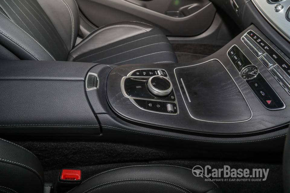 Mercedes-Benz E-Class W213 (2016) Interior