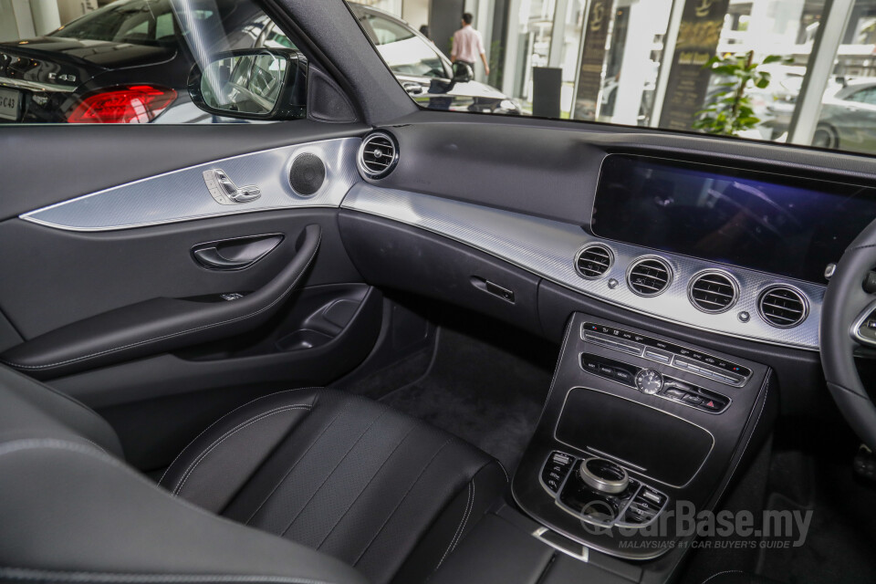 Mercedes-Benz AMG C-Class W205 AMG Facelift (2018) Interior