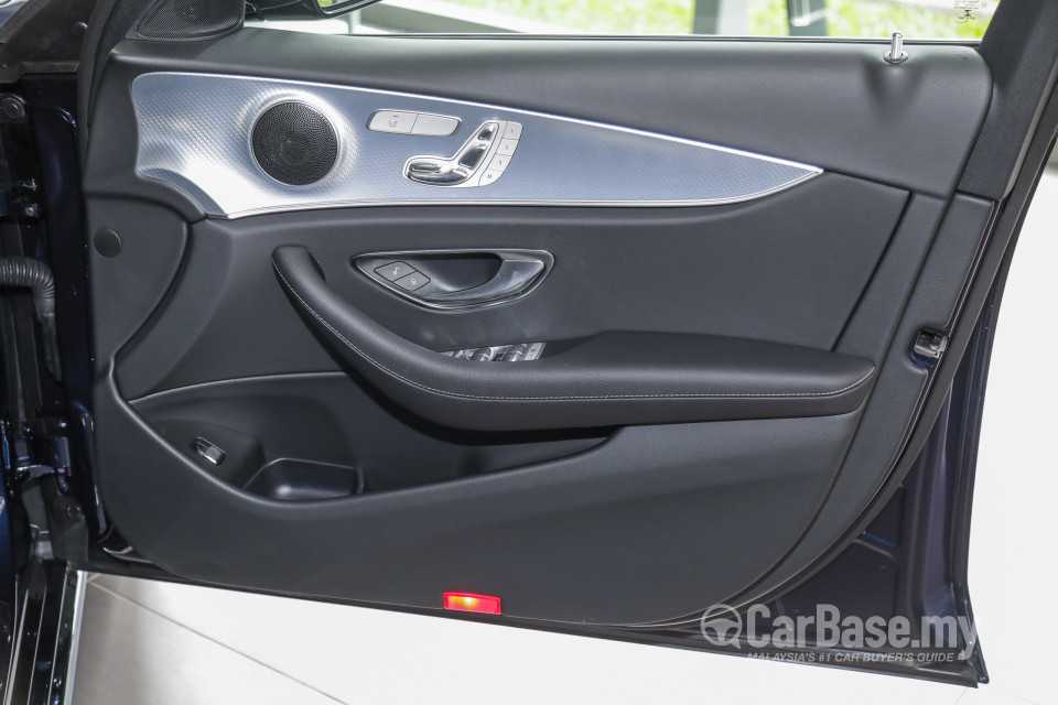 Mercedes-Benz E-Class W213 (2016) Interior