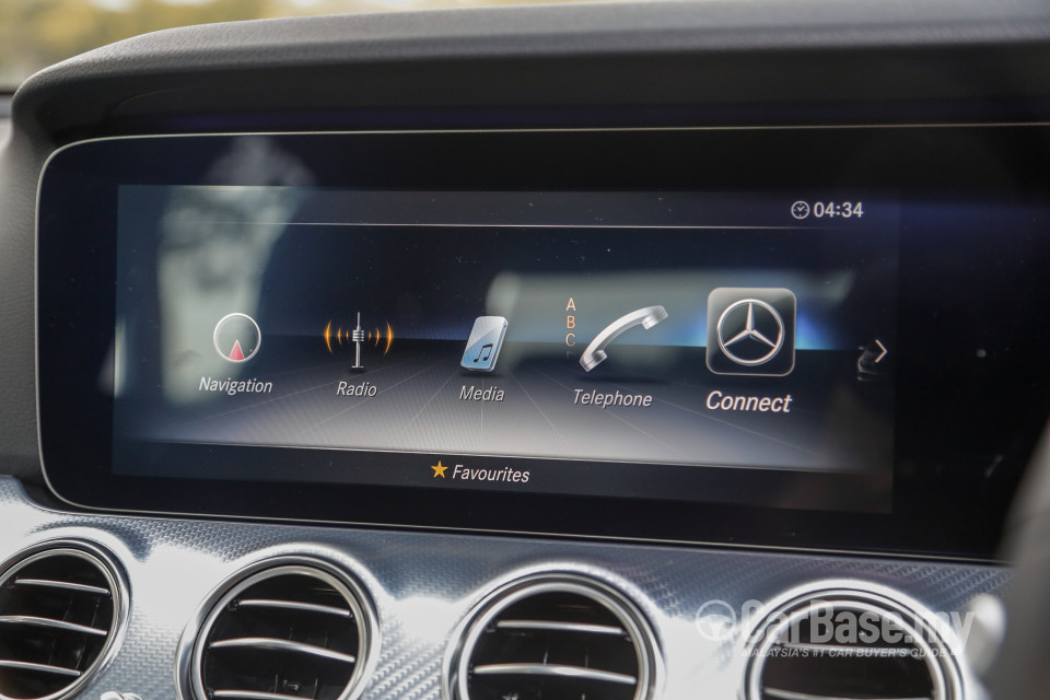 Mercedes-Benz E-Class W213 (2016) Interior