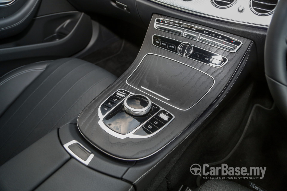 Mercedes-Benz E-Class W213 (2016) Interior