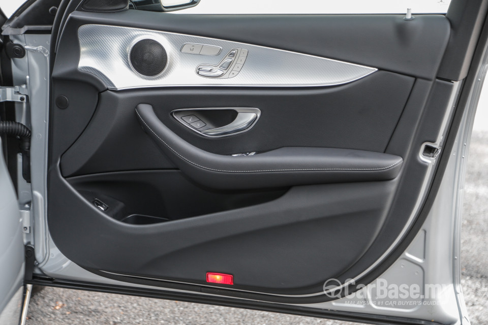 Mercedes-Benz E-Class W213 (2016) Interior