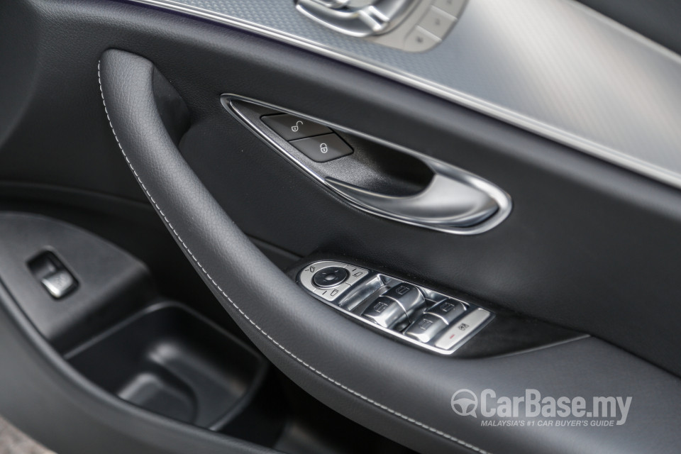 Mercedes-Benz E-Class W213 (2016) Interior