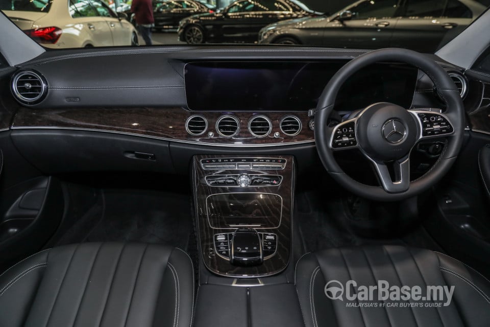 Mercedes-Benz E-Class W213 (2016) Interior