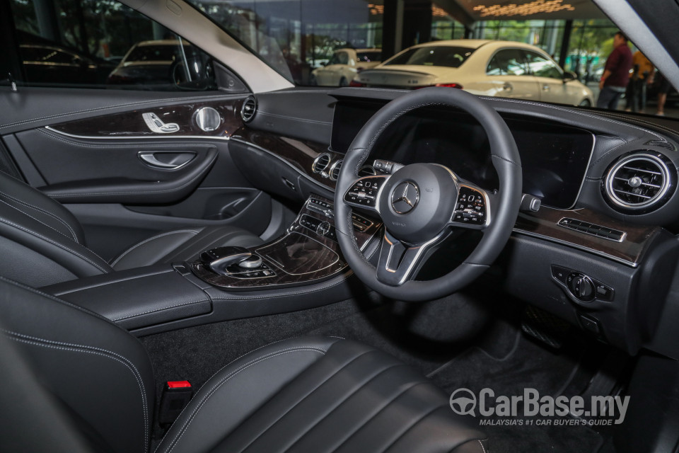 Mercedes-Benz E-Class W213 (2016) Interior