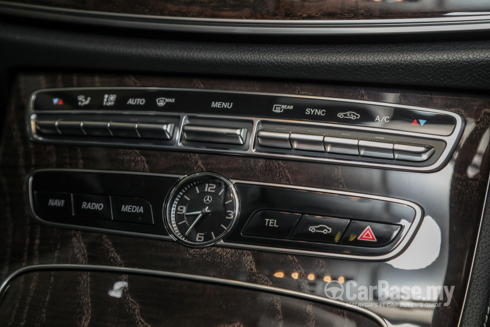 Mercedes-Benz E-Class W213 (2016) Interior