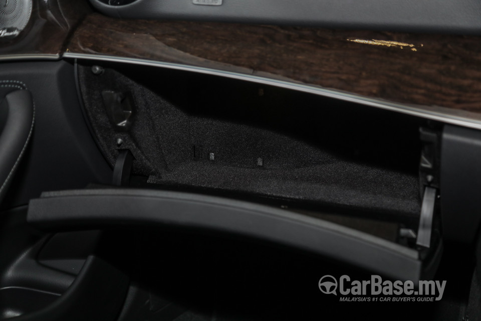 Mercedes-Benz E-Class W213 (2016) Interior