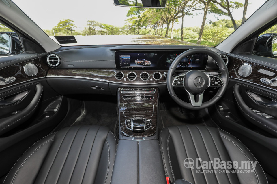Mercedes-Benz E-Class W213 (2016) Interior