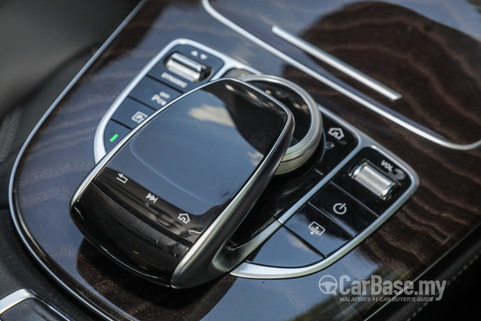 Mercedes-Benz E-Class W213 (2016) Interior