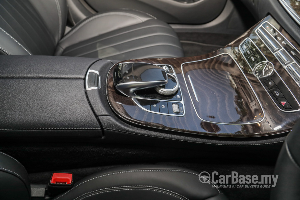 Mercedes-Benz E-Class W213 (2016) Interior