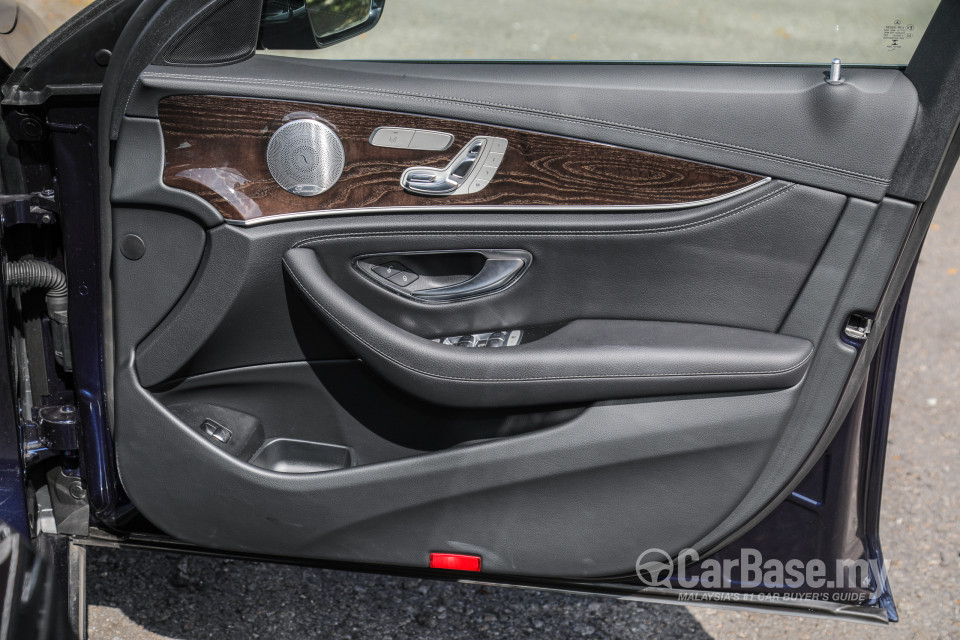 Mercedes-Benz E-Class W213 (2016) Interior