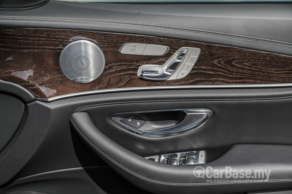 Mercedes-Benz E-Class W213 (2016) Interior