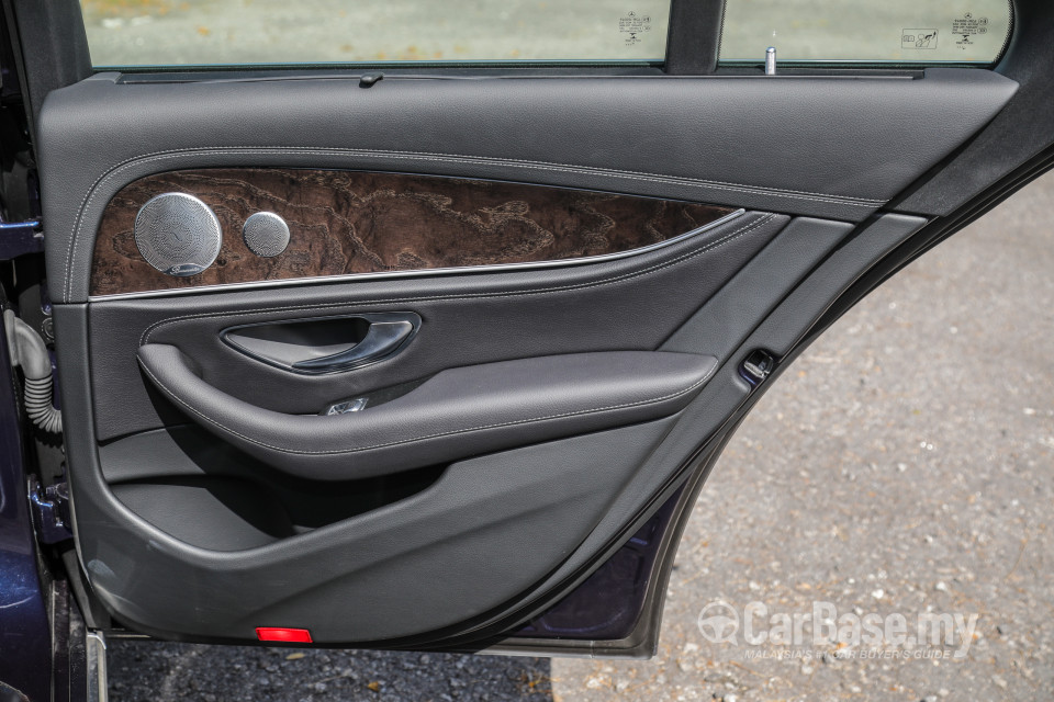 Mercedes-Benz E-Class W213 (2016) Interior