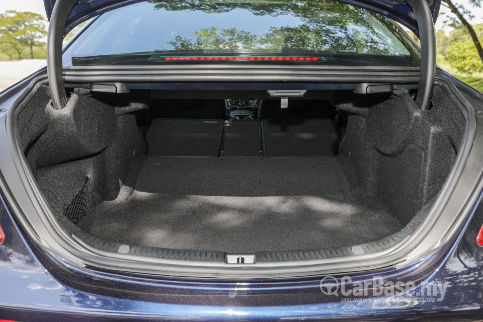 Mercedes-Benz E-Class W213 (2016) Interior
