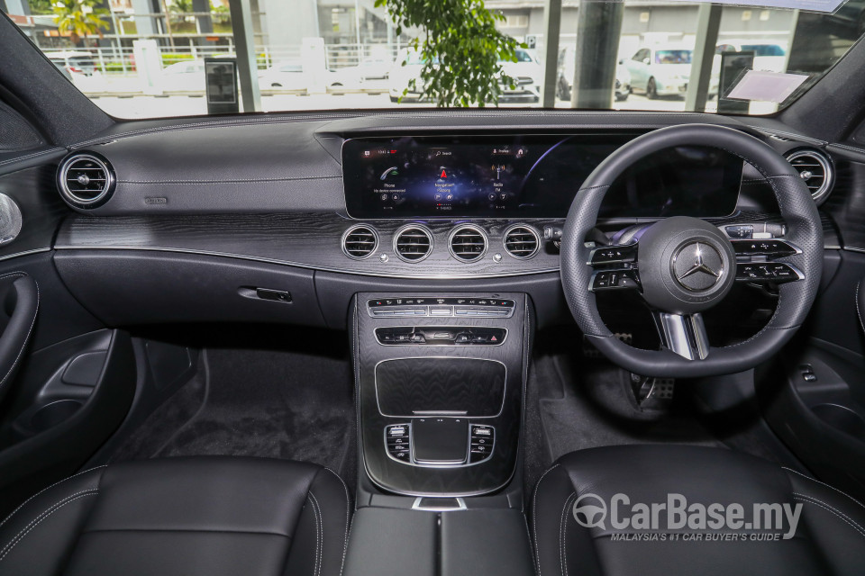 Mercedes-Benz E-Class W213 Facelift (2021) Interior