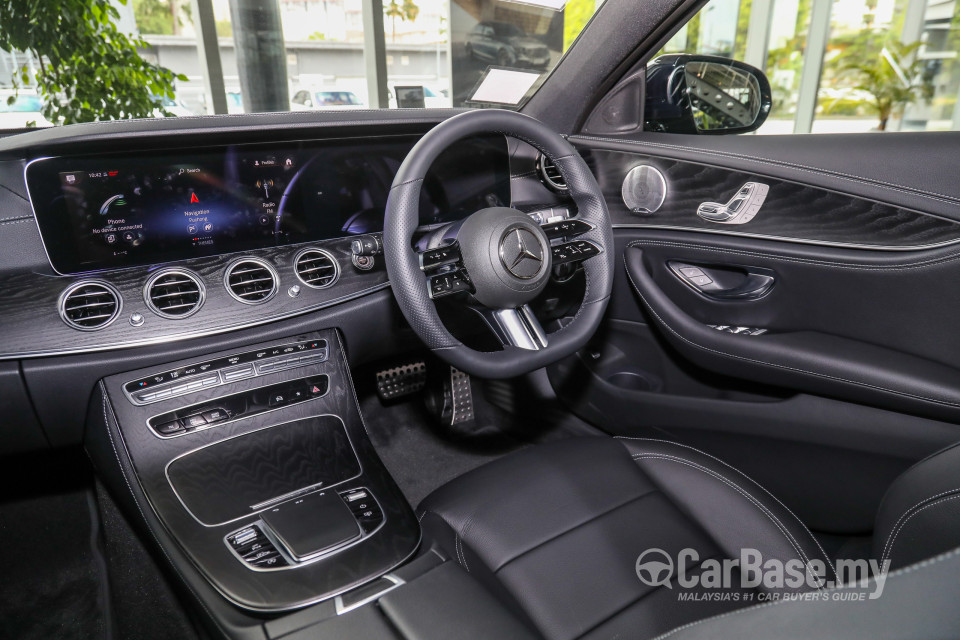 Mercedes-Benz E-Class W213 Facelift (2021) Interior