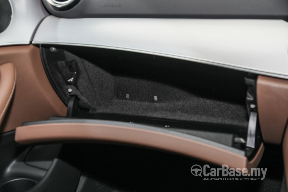 Mercedes-Benz E-Class W213 Facelift (2021) Interior