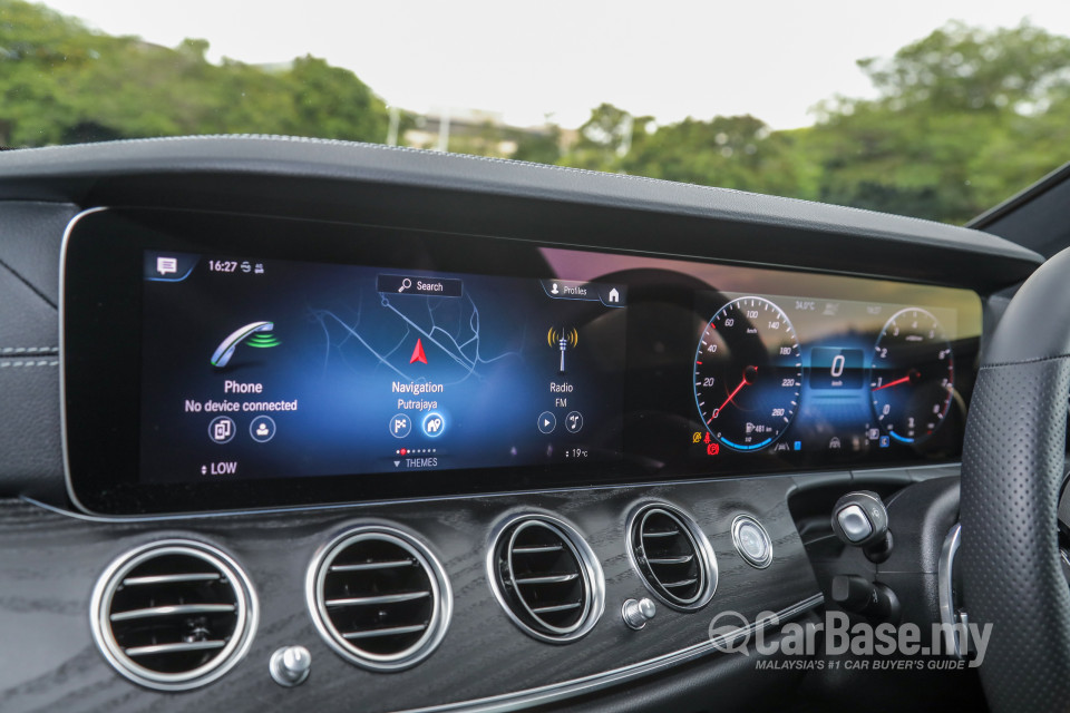 Mercedes-Benz E-Class W213 Facelift (2021) Interior