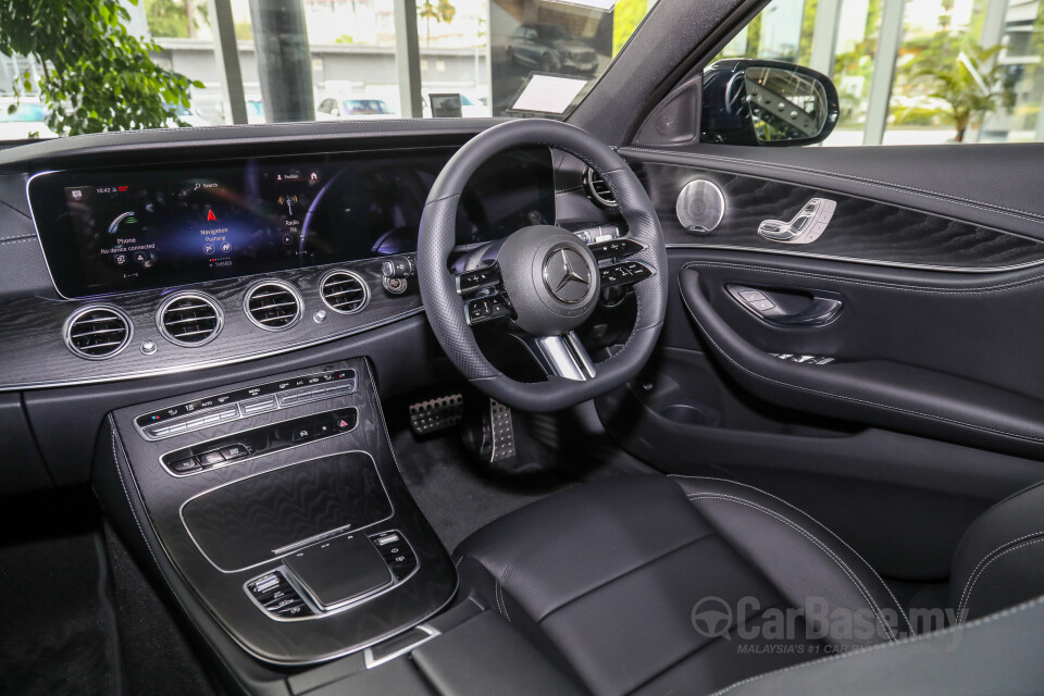 Mercedes-Benz E-Class W213 Facelift (2021) Interior