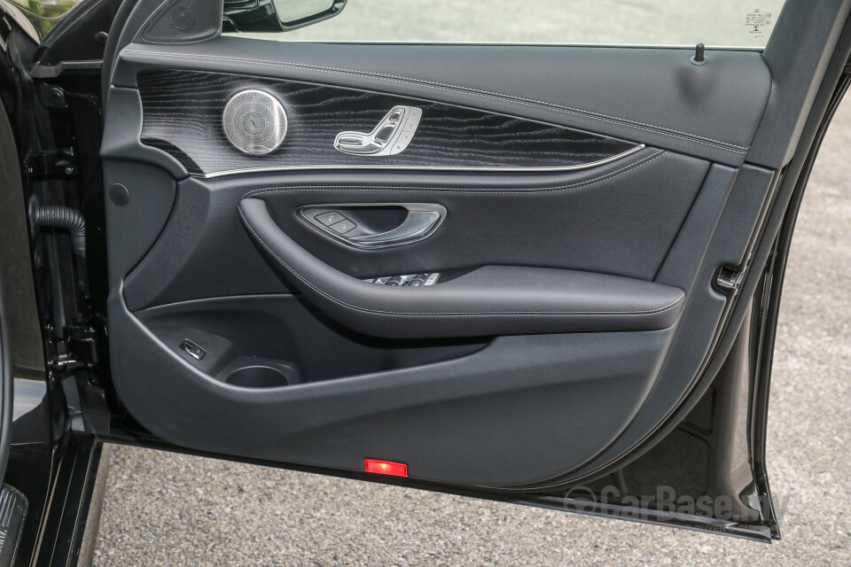 Mercedes-Benz E-Class W213 Facelift (2021) Interior