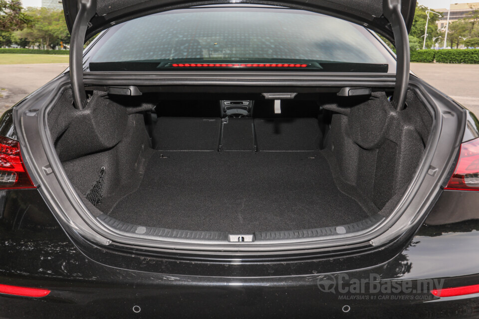 Mercedes-Benz E-Class W213 Facelift (2021) Interior