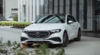 Mercedes-Benz E-Class Exterior photo