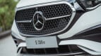 Mercedes-Benz E-Class Exterior photo
