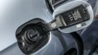 Mercedes-Benz E-Class Exterior photo