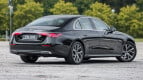 Mercedes-Benz E-Class Exterior photo