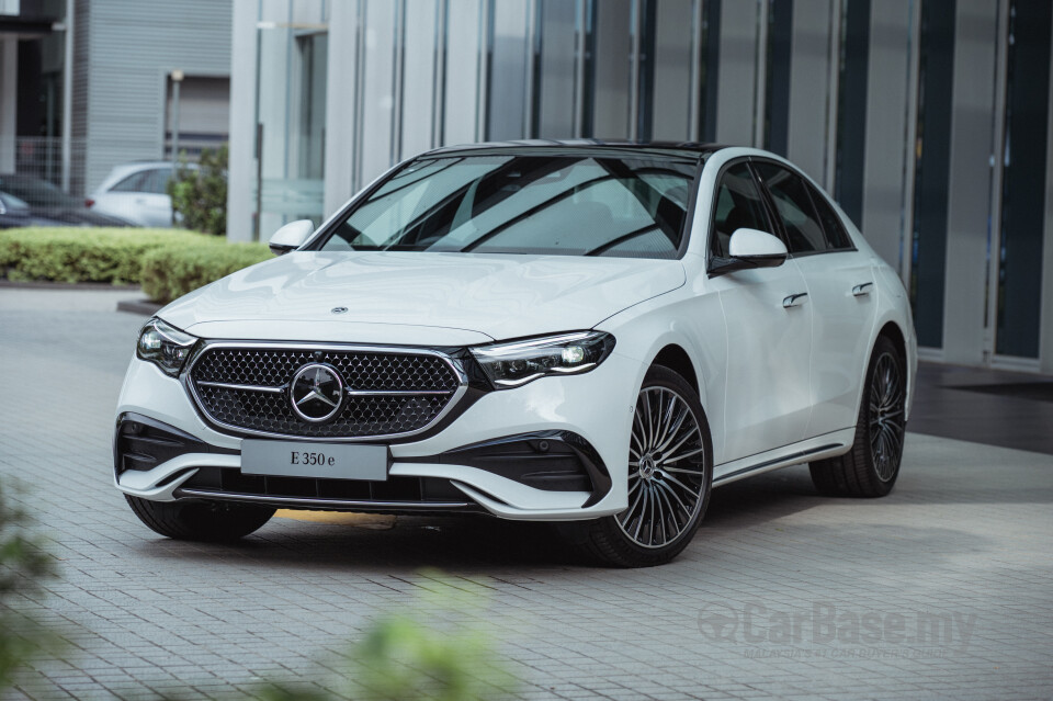 Mercedes-Benz E-Class W214 (2024) Exterior