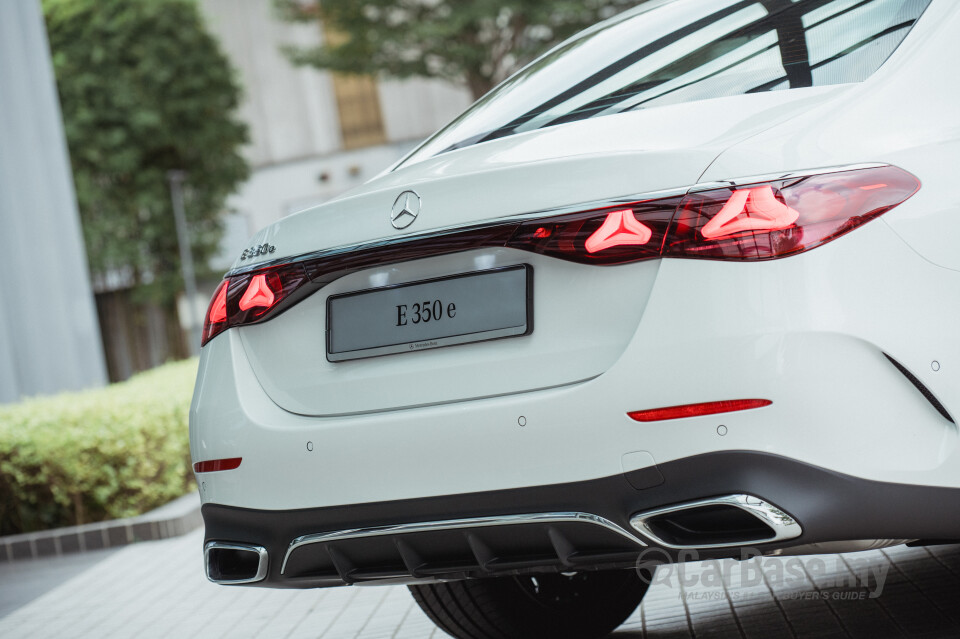 Mercedes-Benz E-Class W214 (2024) Exterior