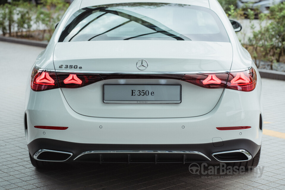 Mercedes-Benz E-Class W214 (2024) Exterior