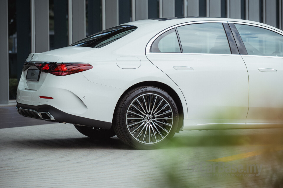 Mercedes-Benz E-Class W214 (2024) Exterior