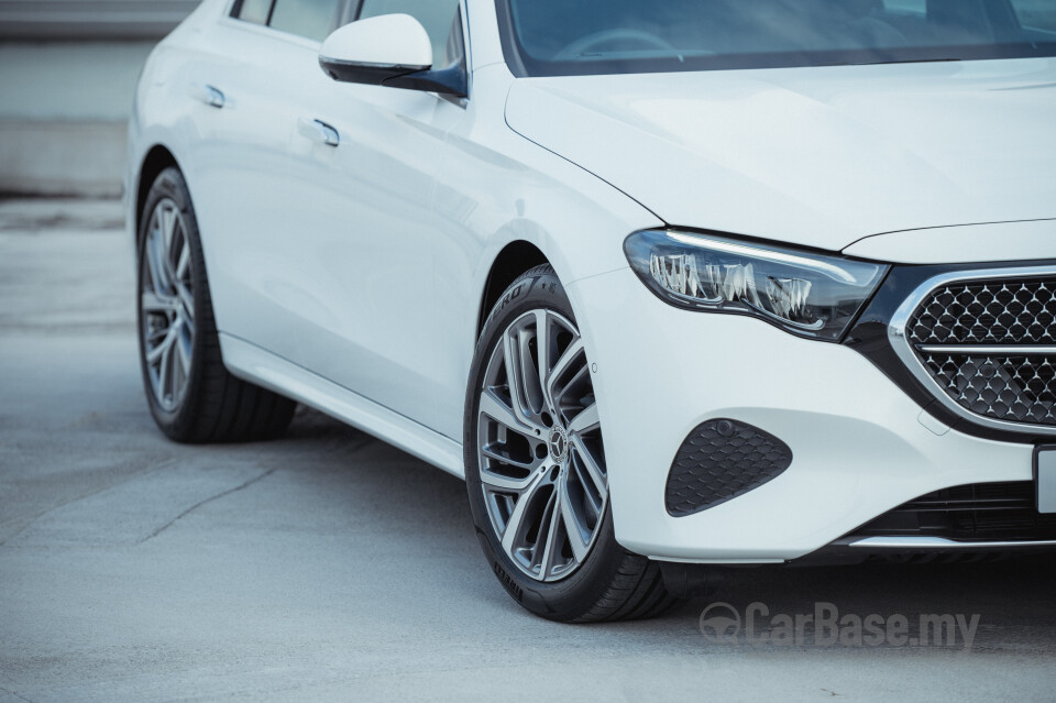 Mercedes-Benz E-Class W214 (2024) Exterior