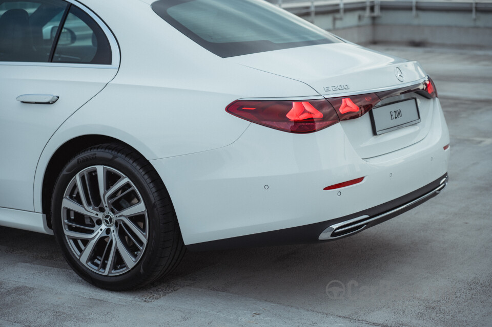 Mercedes-Benz E-Class W214 (2024) Exterior
