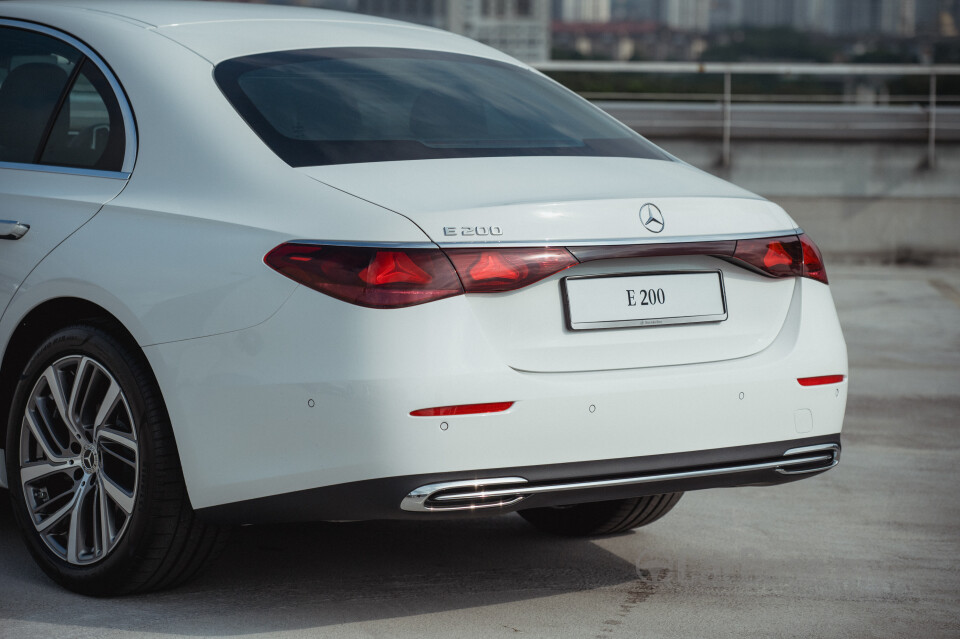 Mercedes-Benz E-Class W214 (2024) Exterior