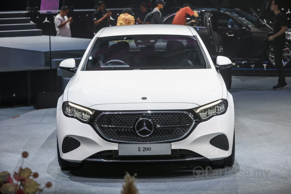 Mercedes-Benz E-Class W214 (2024) Exterior