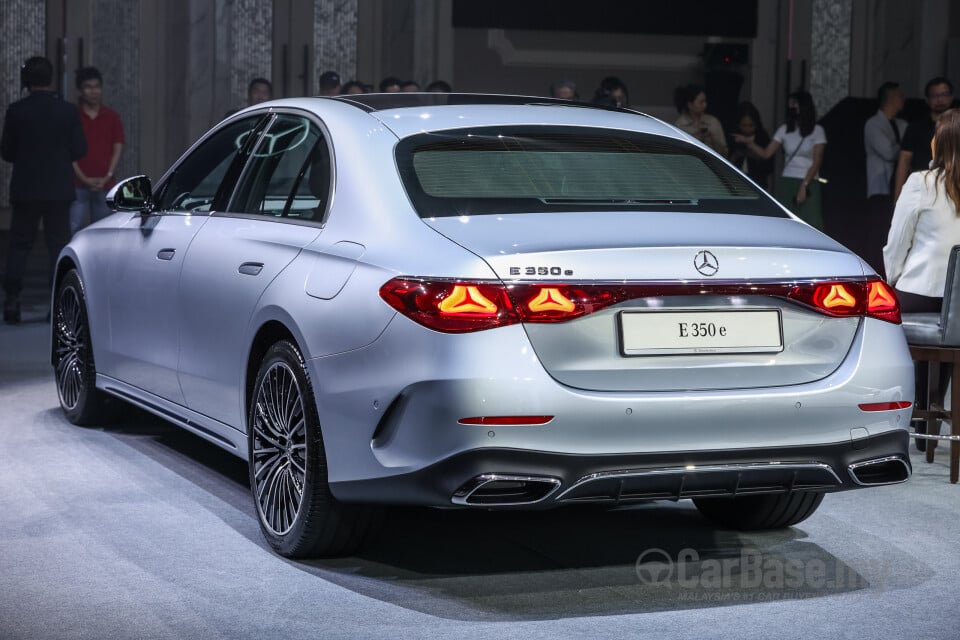 Mercedes-Benz E-Class W214 (2024) Exterior