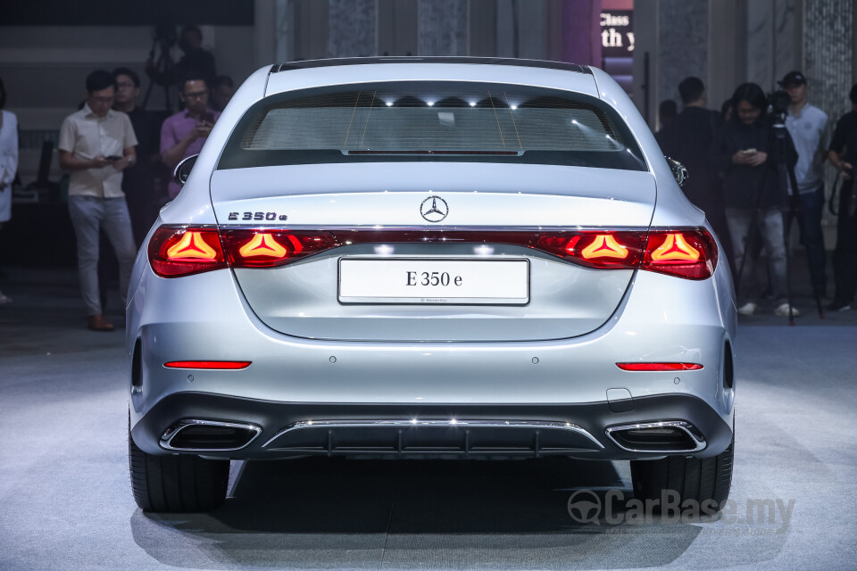 Mercedes-Benz E-Class W214 (2024) Exterior