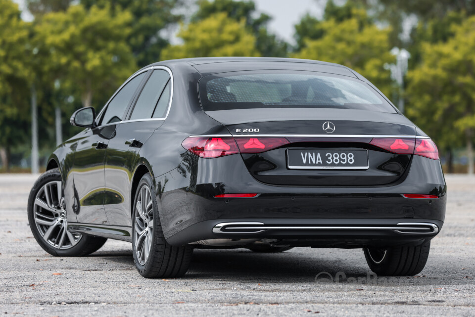 Mercedes-Benz E-Class W214 (2024) Exterior