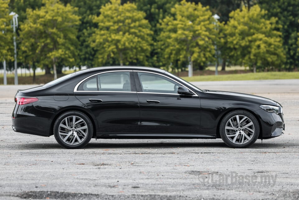 Mercedes-Benz E-Class W214 (2024) Exterior
