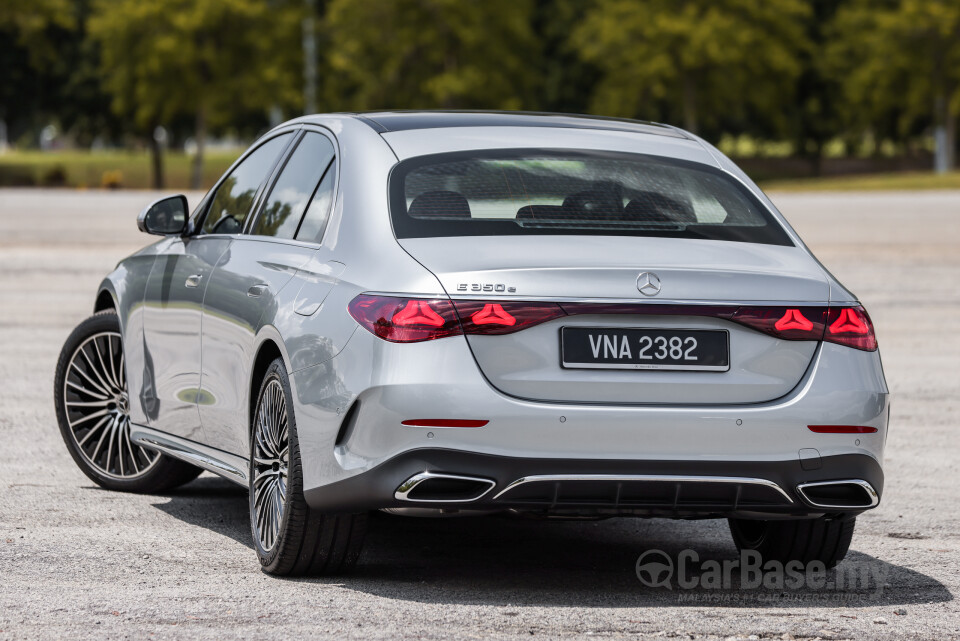 Mercedes-Benz E-Class W214 (2024) Exterior