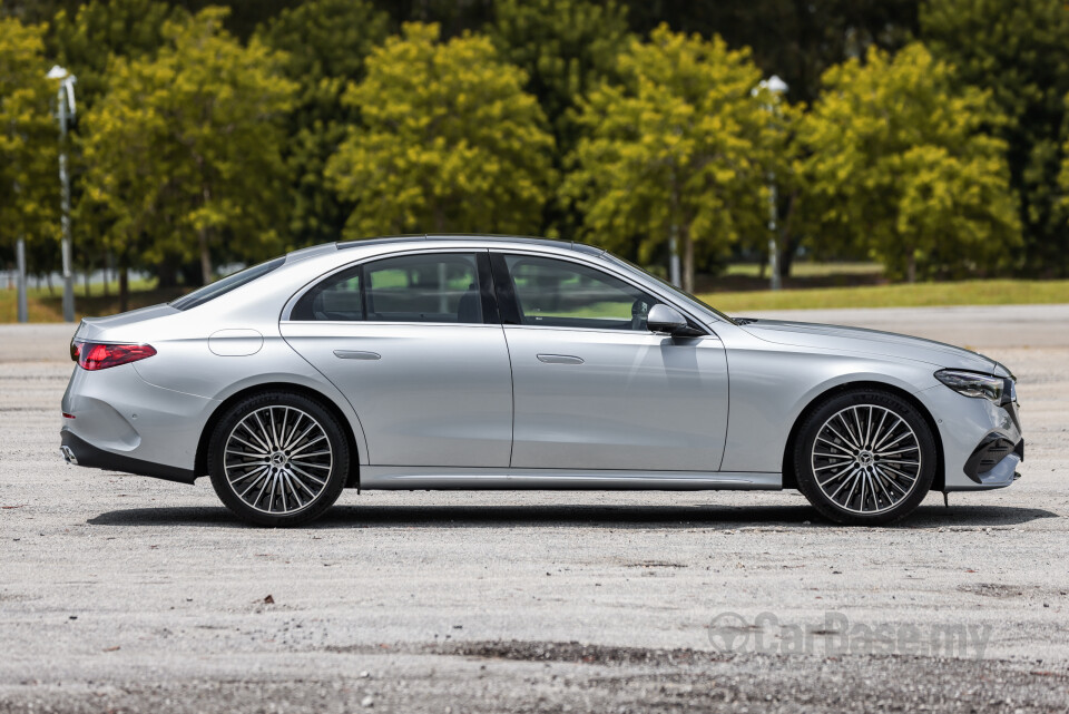 Mercedes-Benz E-Class W214 (2024) Exterior