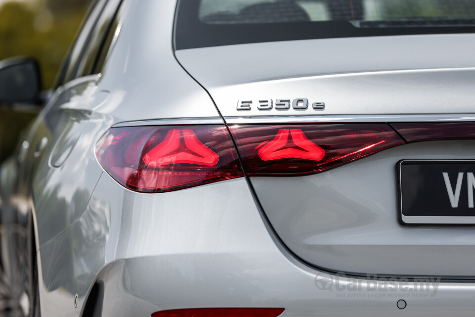 Mercedes-Benz E-Class W214 (2024) Exterior