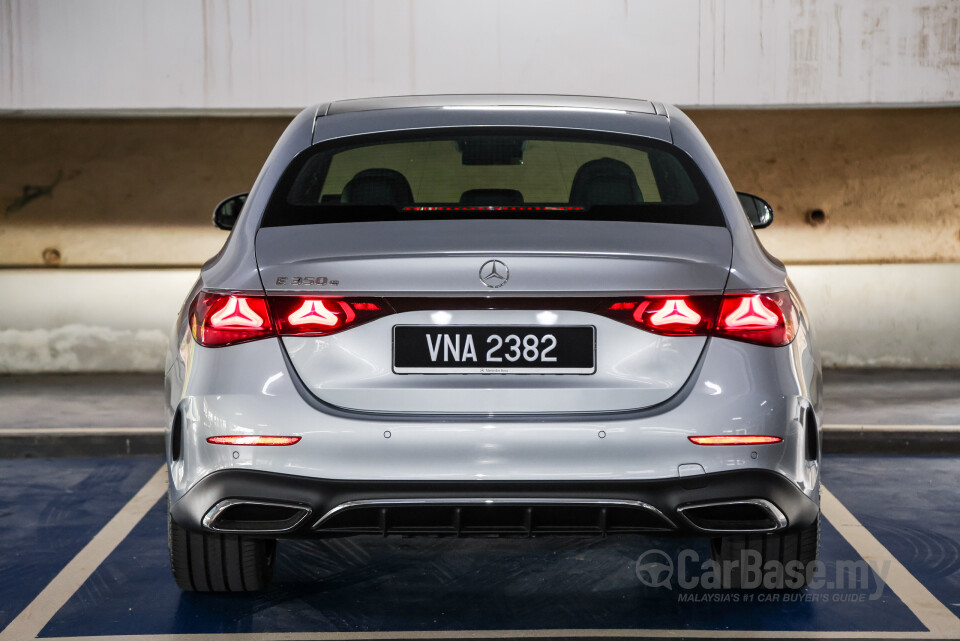 Mercedes-Benz E-Class W214 (2024) Exterior