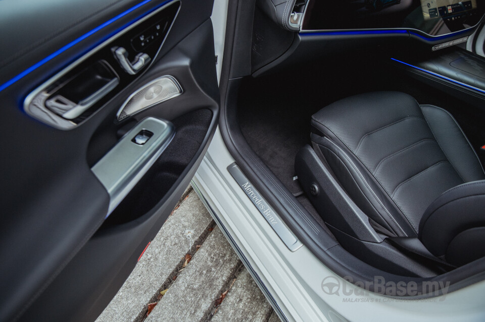 Mercedes-Benz E-Class W214 (2024) Interior