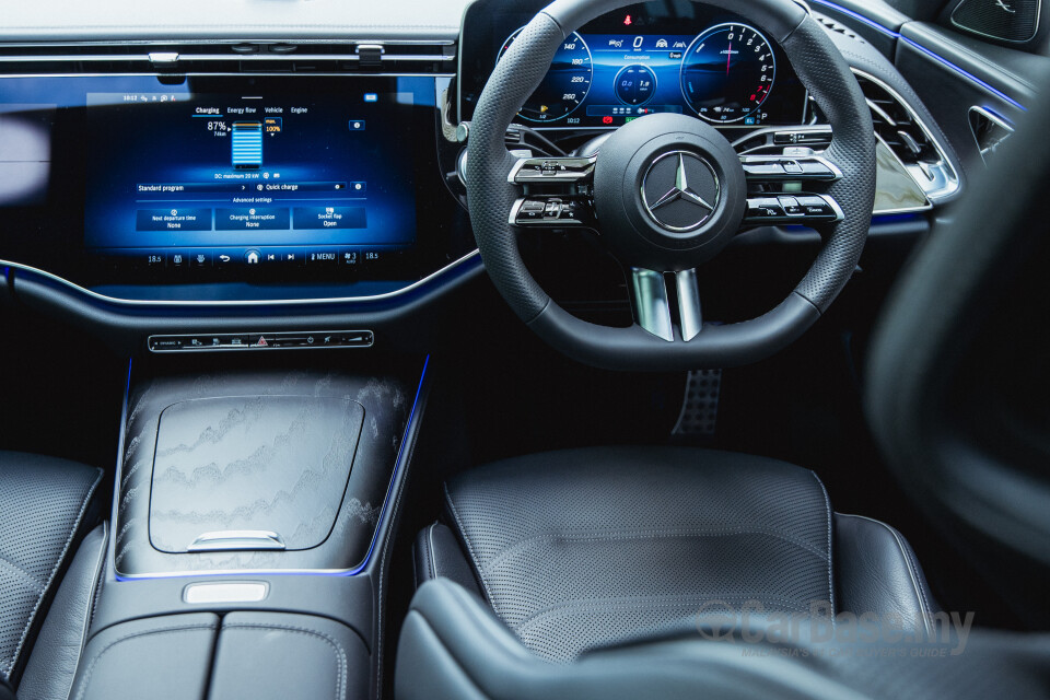 Mercedes-Benz E-Class W214 (2024) Interior