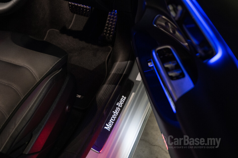 Mercedes-Benz E-Class W214 (2024) Interior